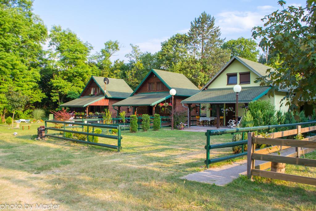 Holiday Homes Biser Lopatnice Lopatnica Exterior photo